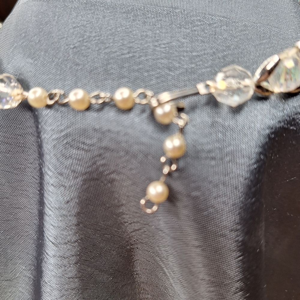 Chocker - Picture 4 of 8